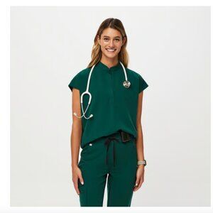 Figs Forrest Green Top & Bottom Scrub Set